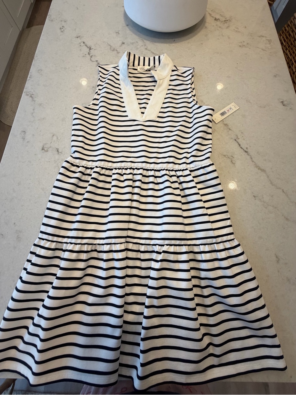 ELIZA  J stripped Sleeveless V-Neck Tiered Dress - White & Navy! 10 - Picture 3 of 5